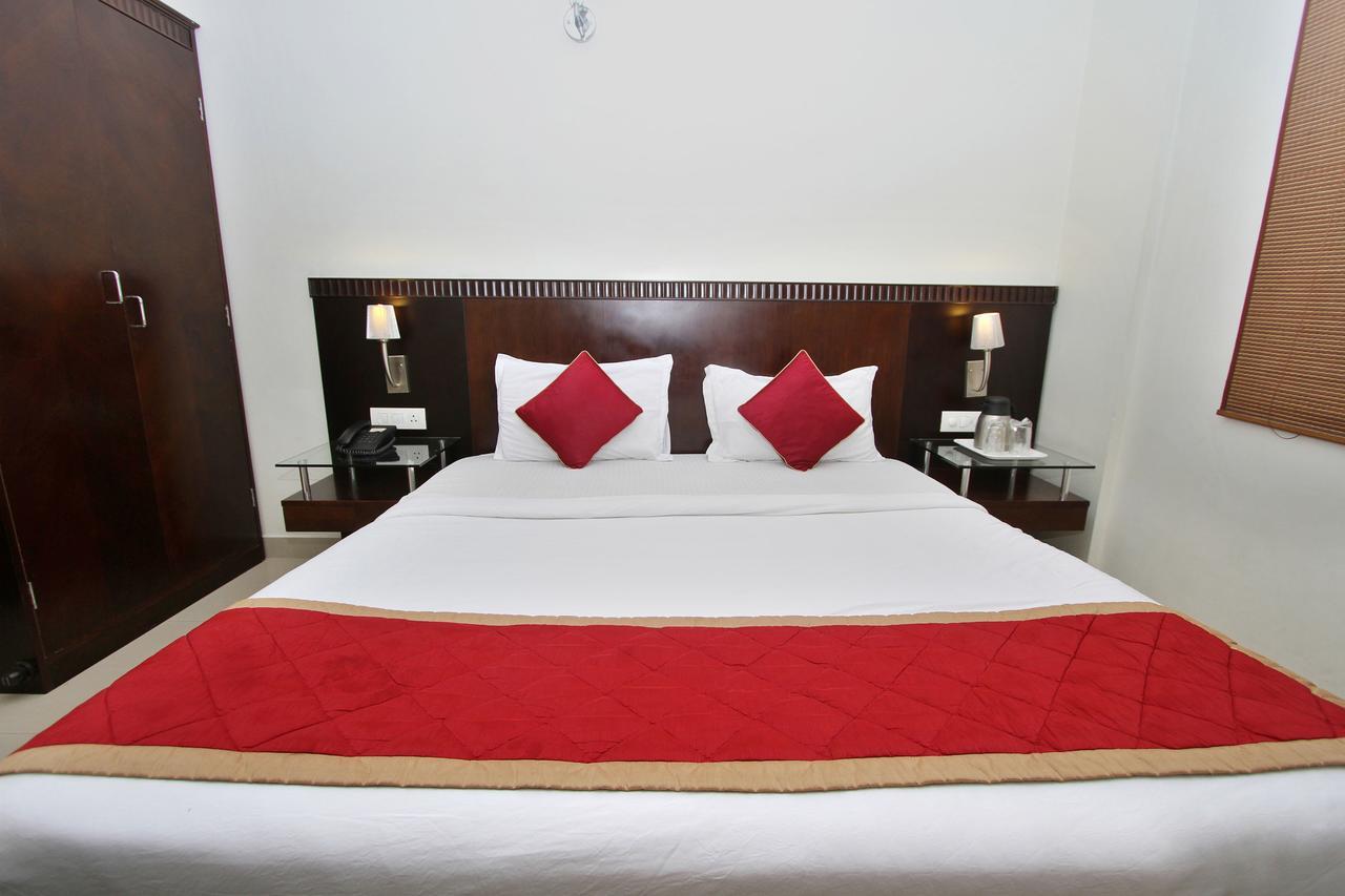 העיר בנגלור Hotel Amshi International מראה חיצוני תמונה