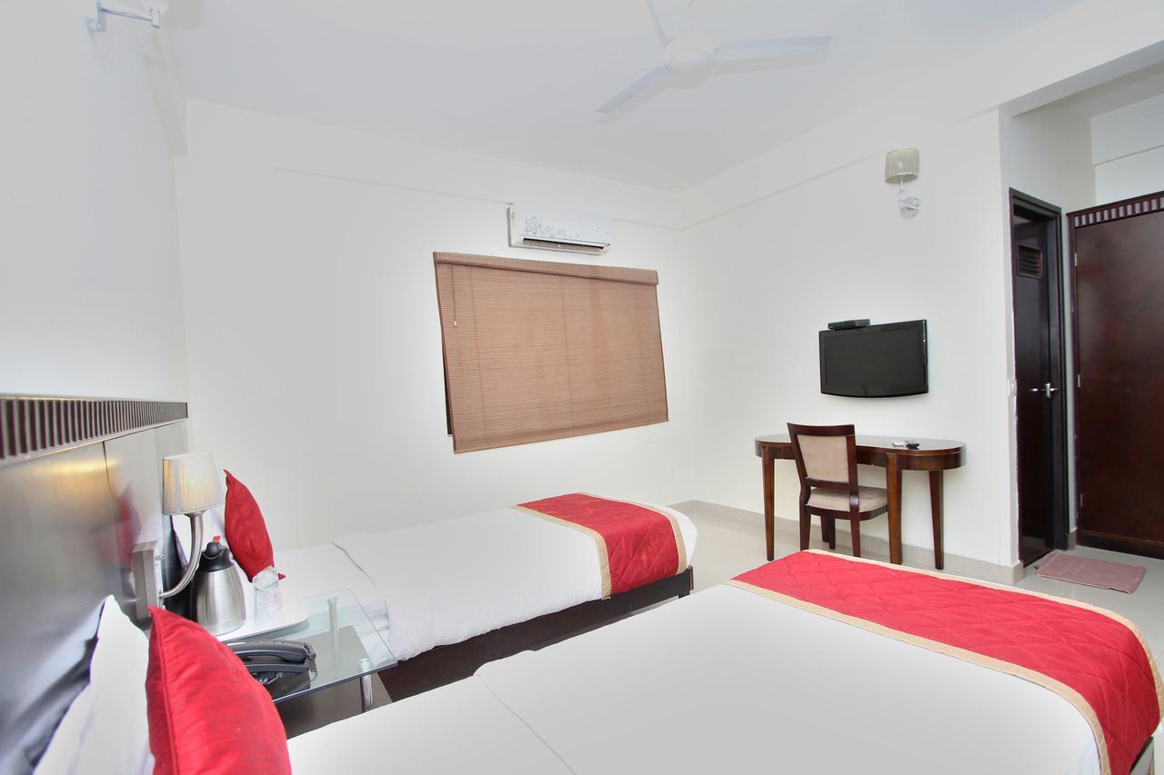 העיר בנגלור Hotel Amshi International מראה חיצוני תמונה
