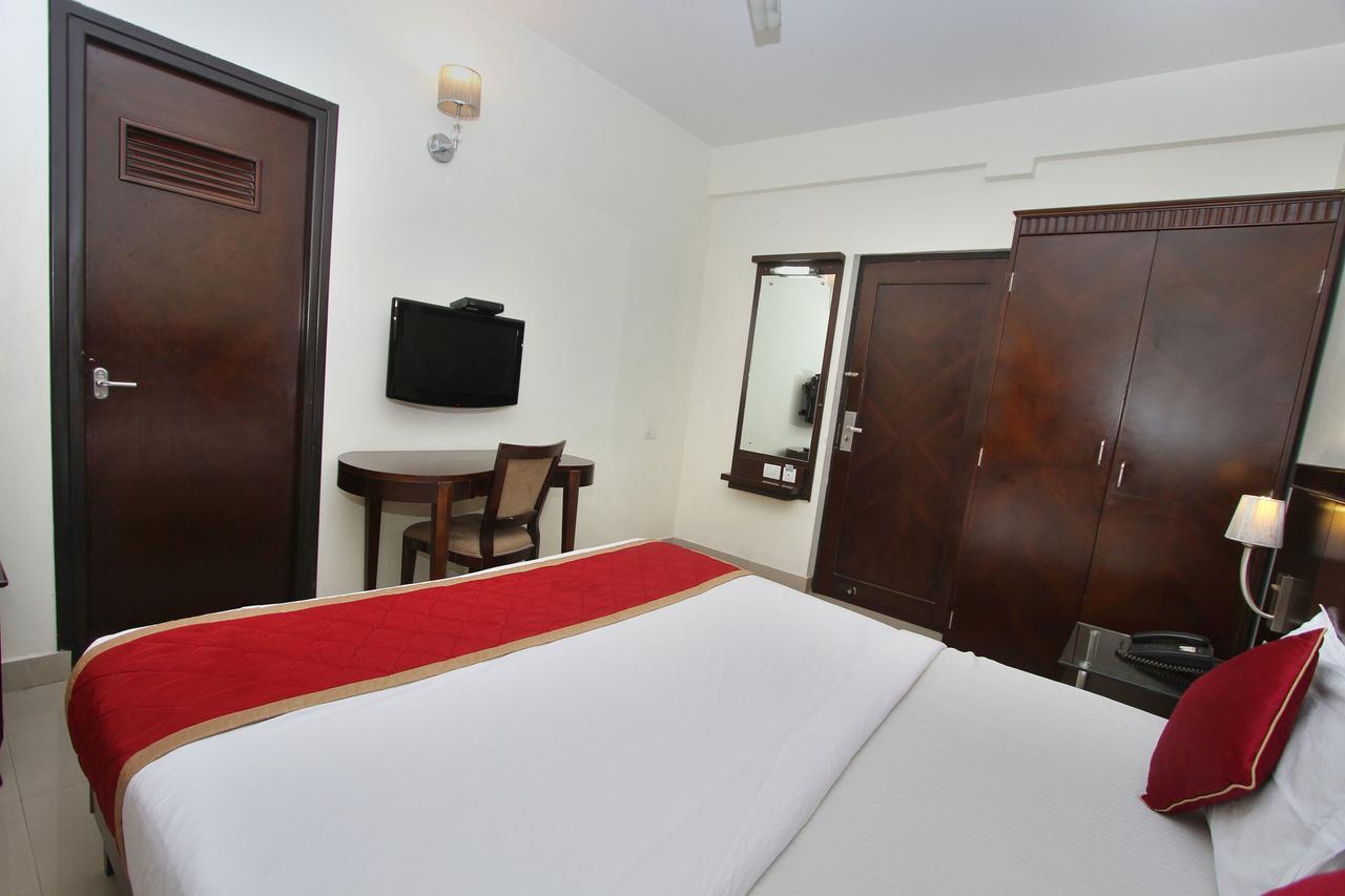 העיר בנגלור Hotel Amshi International מראה חיצוני תמונה
