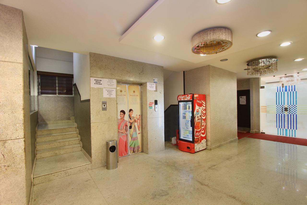 העיר בנגלור Hotel Amshi International מראה חיצוני תמונה